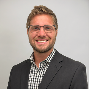 Seth Hicks, CFP<sup>®</sup><p class="team-title">Financial Advisor</p><p class="team-phone-number"><span style="font-weight: bold">Connect:</span>&nbsp<br/>847-583-3270<br />srhicks@dev.covenanttrust.com</p><p class="team-facility">Covenant Living of the Great Lakes</p><p class="team-location">Kentucky | Lower Michigan | Ohio | Tennessee | West Virginia | Western New York | Western Pennsylvania</p>
